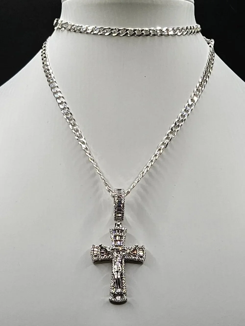 925 Sterling Silver Moissanite Crucifix Cross Chain 24
